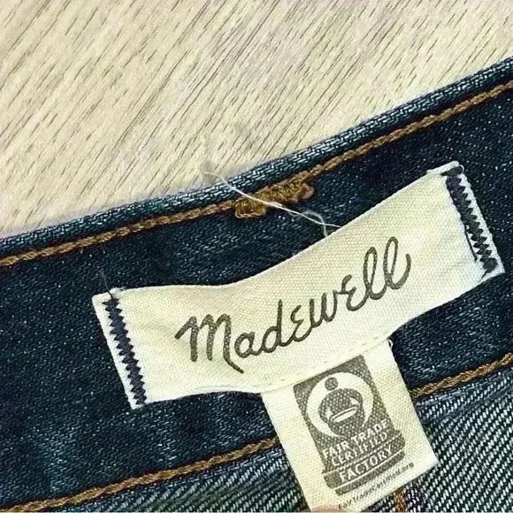 Madewell The Dad Jean Shorts Cutoff Dark Wash Denim High Rise Button Fly Size 27 - Picture 4 of 10